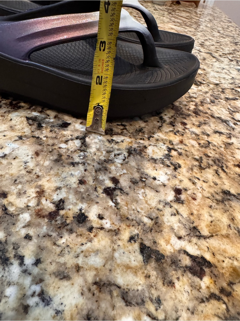 ♥️ OOFO OOLALA FLIP FLOPS ♥️ - Picture 8 of 8